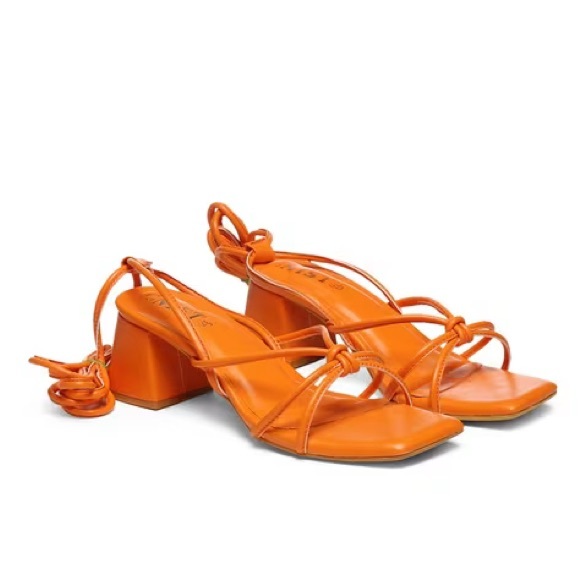 Urban Outfitters Shoes - Urban Outfitters Sloane Square Toe Heels